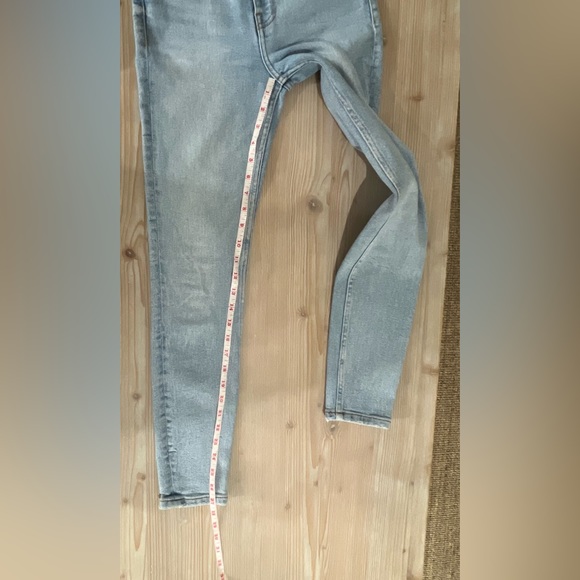 Zara High Rise Skinny Jeans - Picture 9 of 10